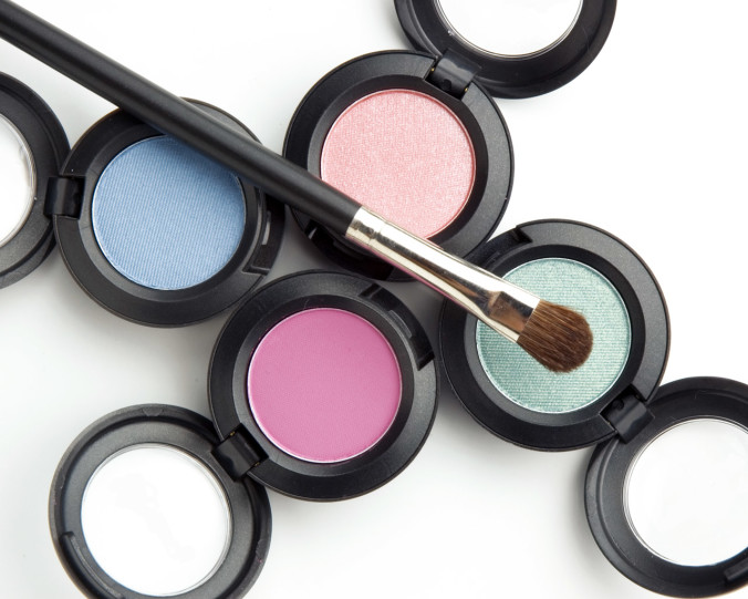 eye-shadows and brush