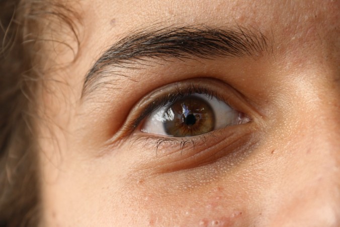 woman eyebrow